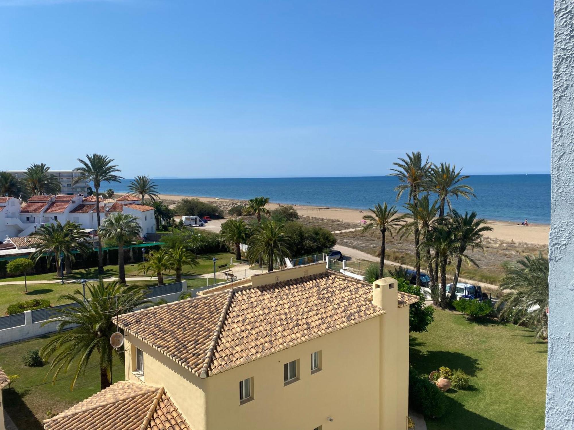 Piso Nuevo Primera Linea A Pie De Playa Denia Exterior photo